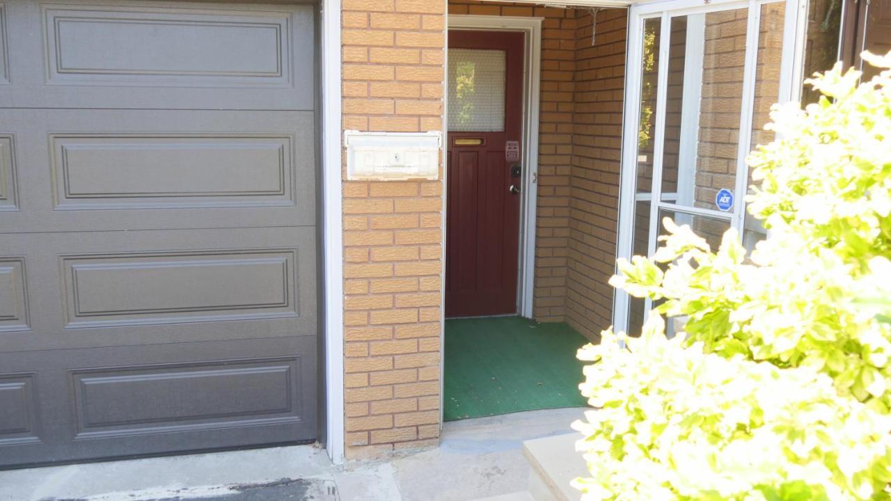 Applewood Gardens Apartment Mississauga Luaran gambar
